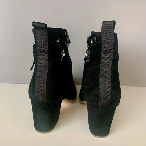 Bill Blass Floral Beaded Floral Embellished Black Suede Heeled Ankle Boots-9 - Picture 6 of 8